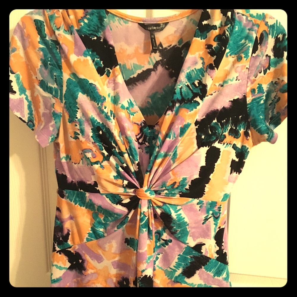 Knotted front multicolor blouse